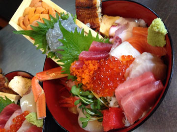 海なし県の海鮮丼