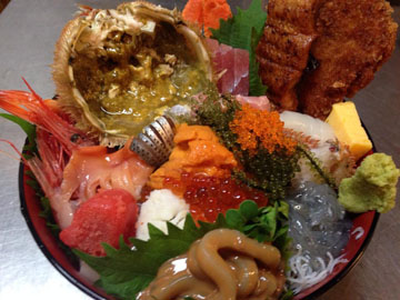海なし県の海鮮丼