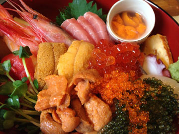 海なし県の海鮮丼